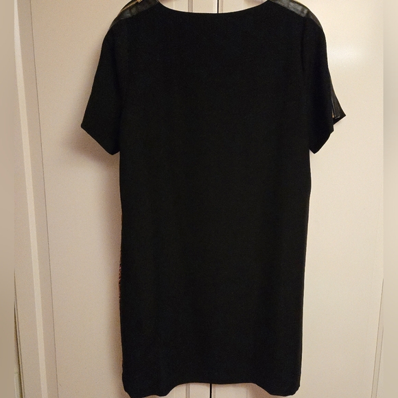 Diamond Geometric Patterned Dress - Picture 8 of 11